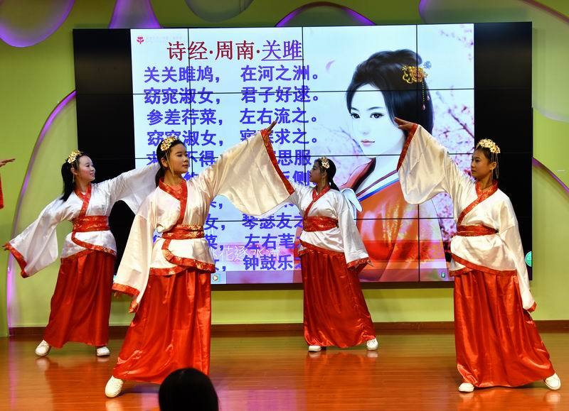 九五至尊老品牌线路检测天津：旅游一条街开市为市民提供更多旅游